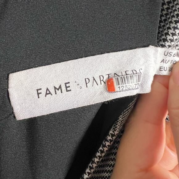 Fame and Partners Everly Black Plaid Button Front V-Neck Midi Dress Size 6 - Picture 16 of 16